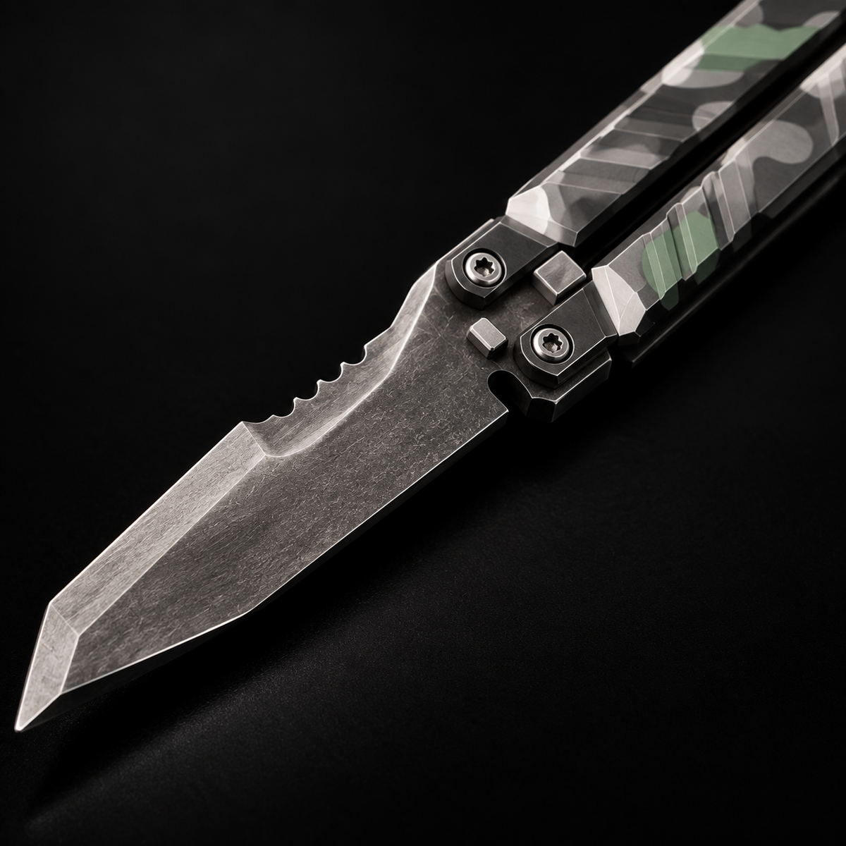 Recon Butterfly close-up showing camo handle and metal hardware